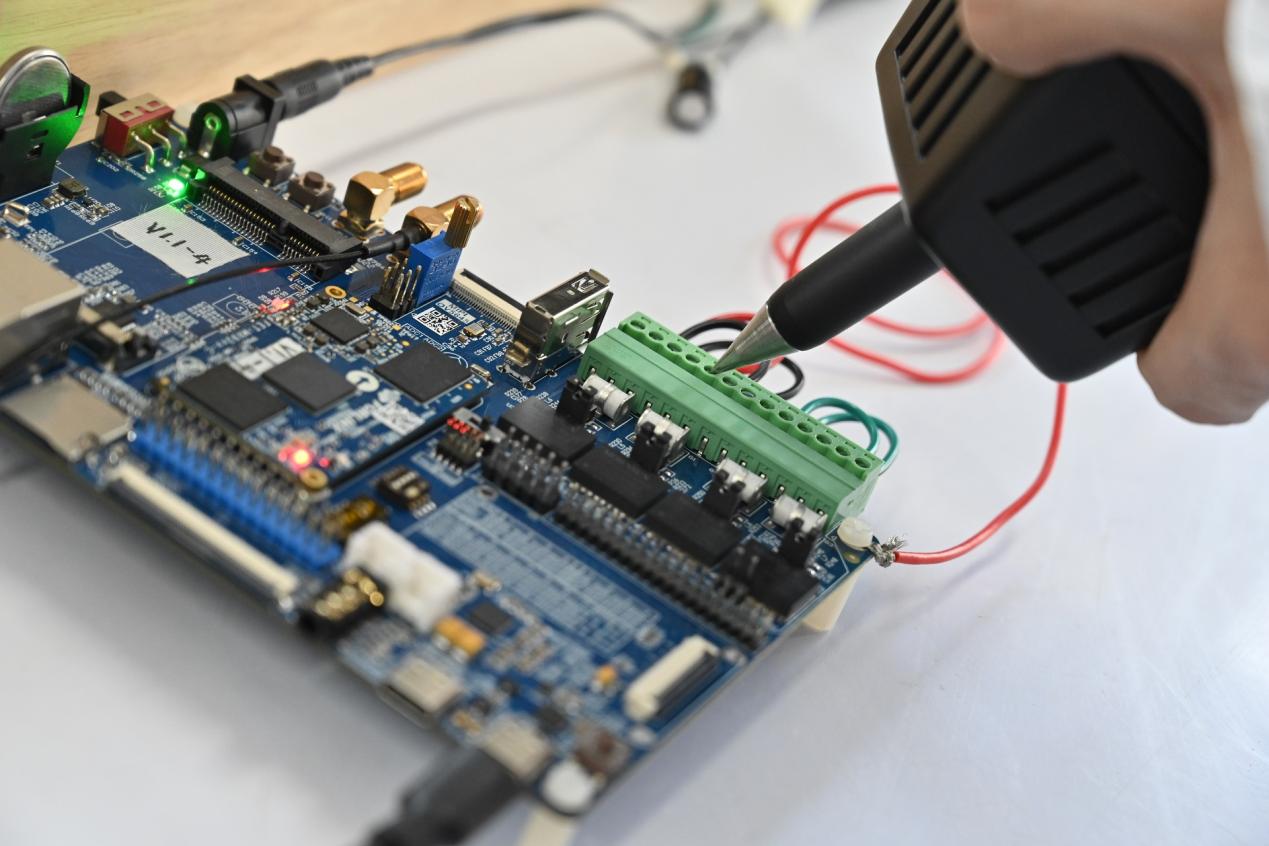 Forlinx OK-MX9352-C SBC Forlinx OK-MX9352-C SBC